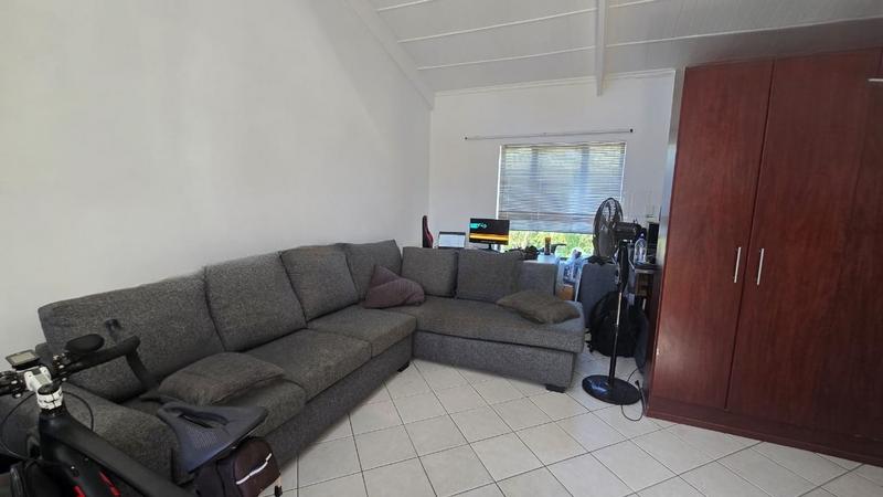 2 Bedroom Property for Sale in Somerset West Western Cape